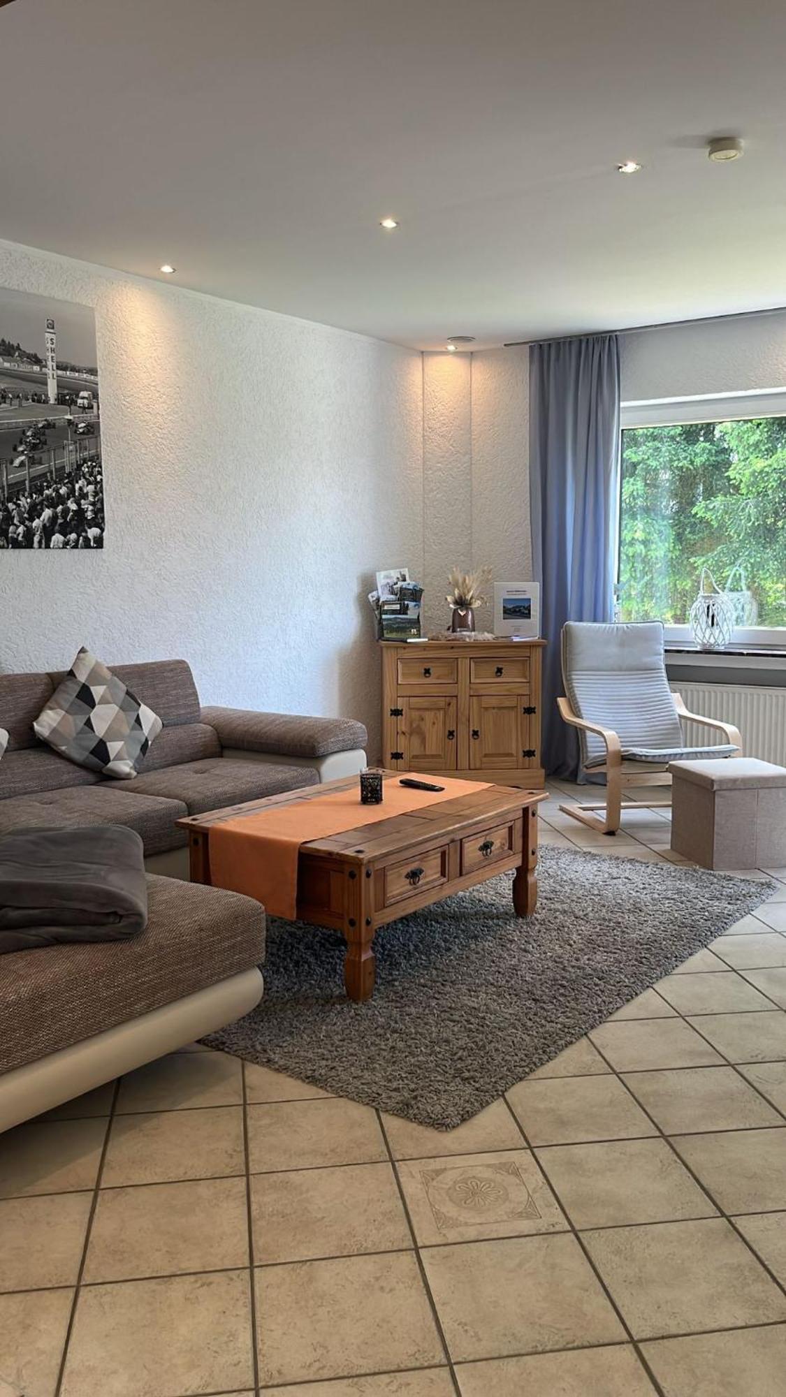 Fewo Hoheeifel, 1 Haus Mit 2 Apartments 5 Schlafzimmer In Kelberg Naehe Nuerburgring Exteriér fotografie